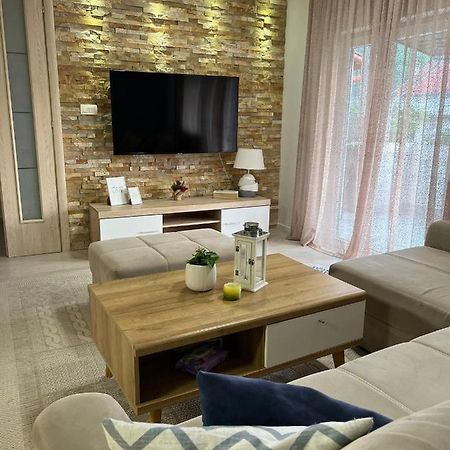 Apartman Mak Mostar Esterno foto