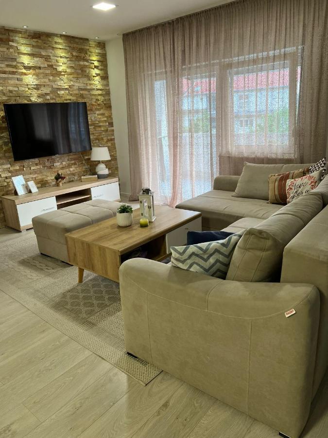 Apartman Mak Mostar Esterno foto